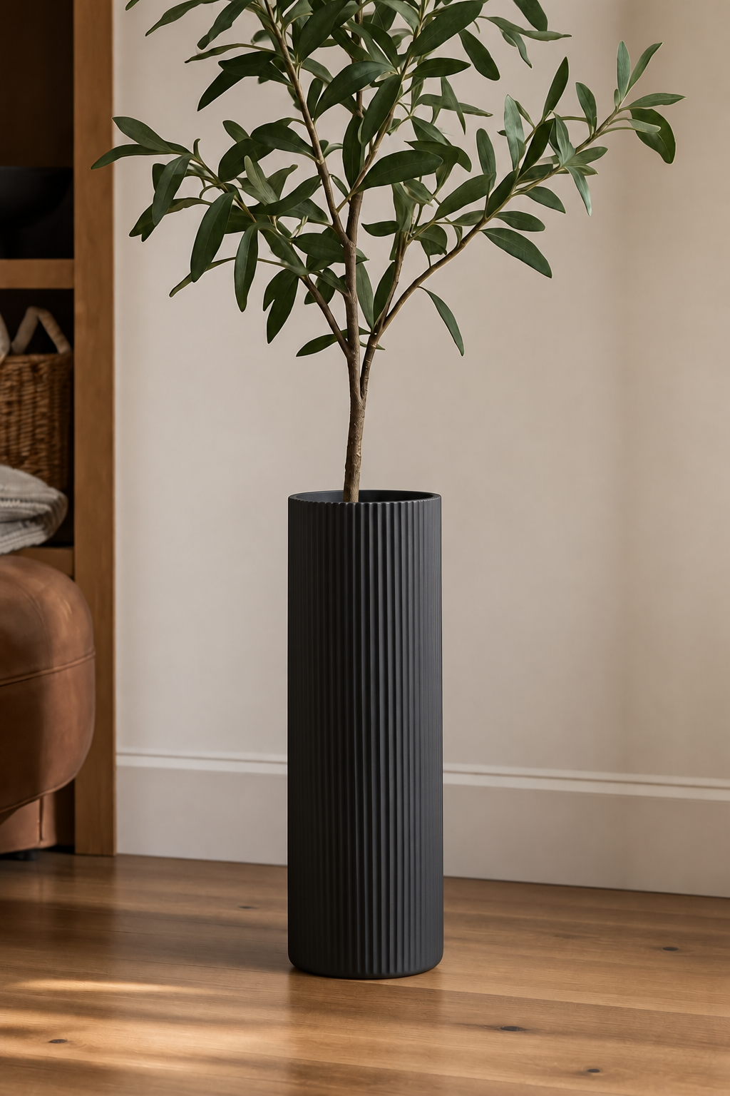 Matte black planter styling