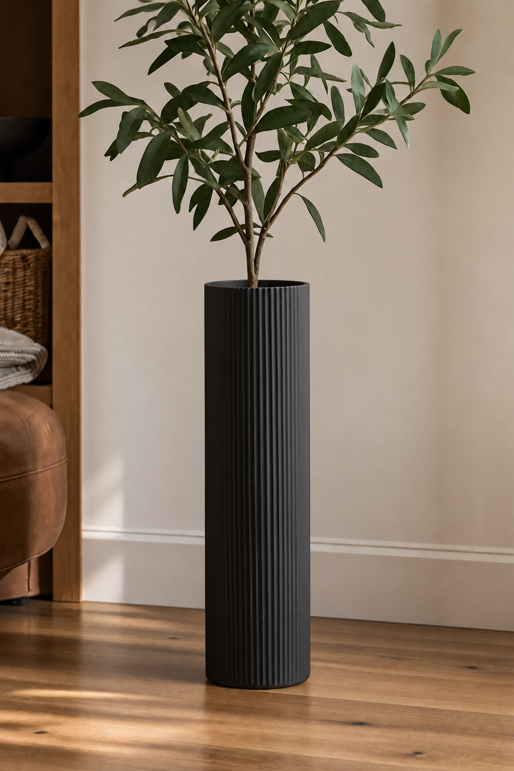 Ribbed Statement Planter — design 5